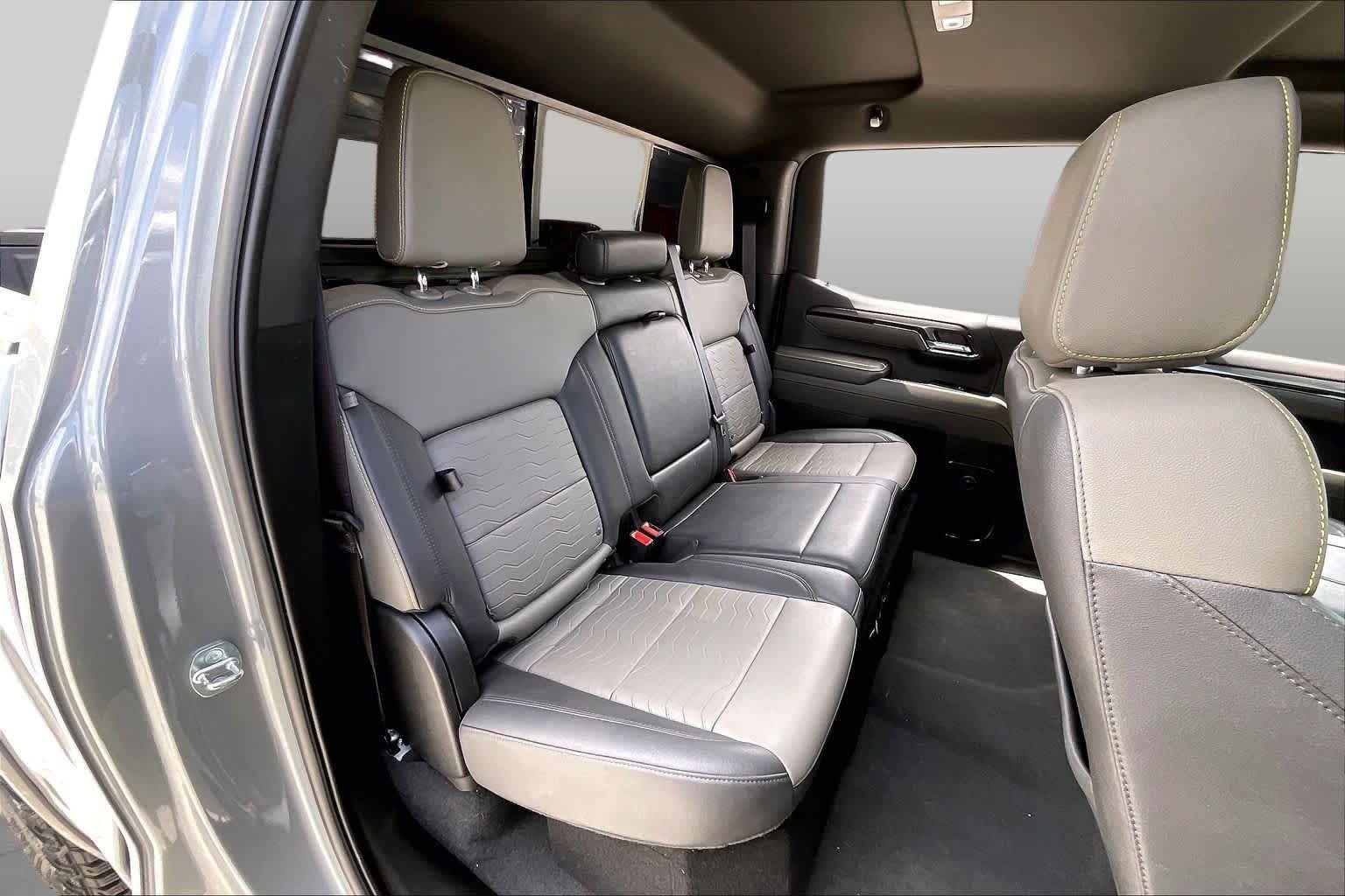 Used 2023 STERLING GRAY METALLIC Chevrolet ZR2 image 19