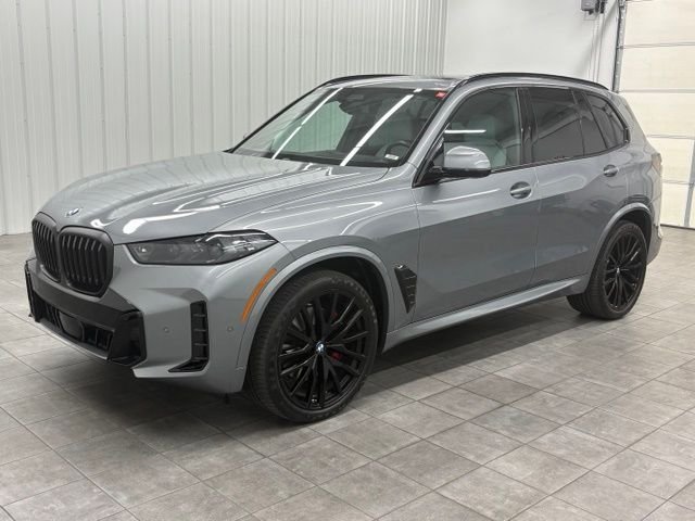 Used 2024 Gray BMW xDrive40i image 5