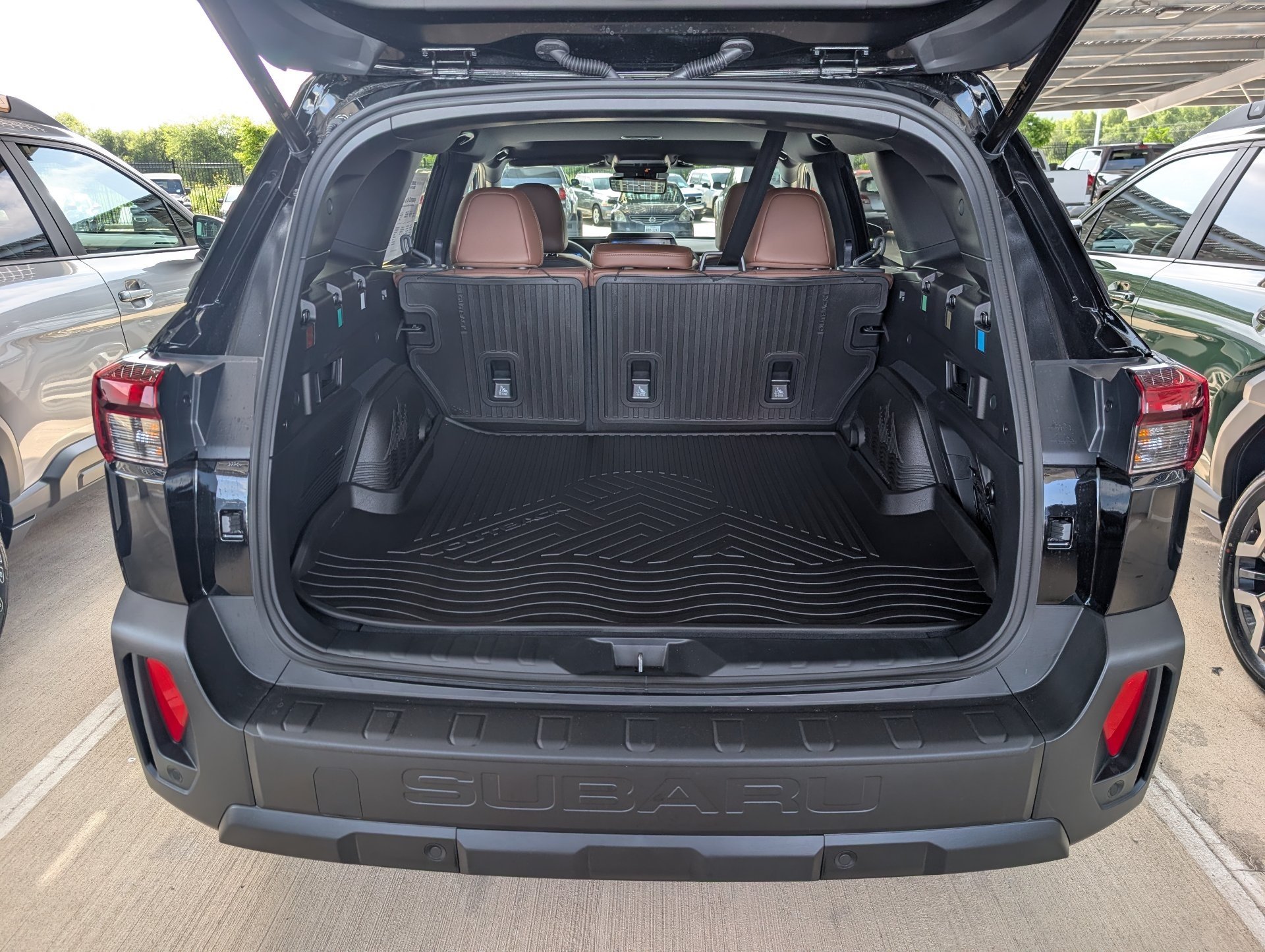 New 2026 CRYSTAL BLACK SILICA Subaru Touring XT image 21