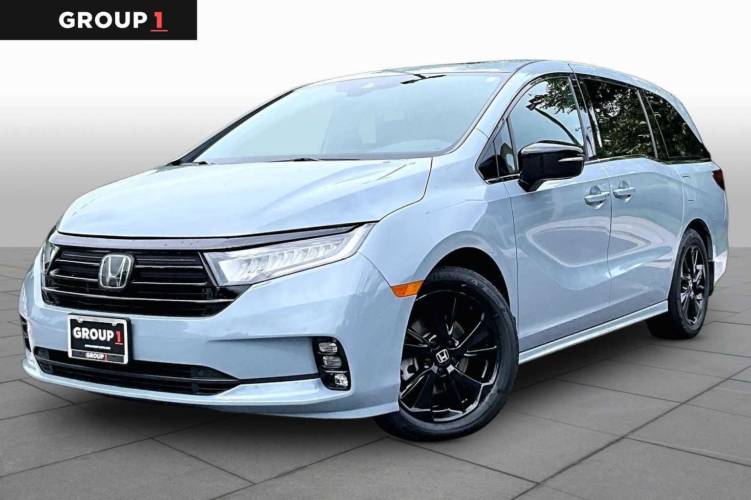 2024 Honda Odyssey SPORT's photo