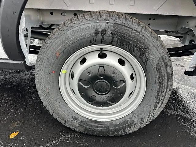 New 2026 Oxford White Ford Cargo Van image 15