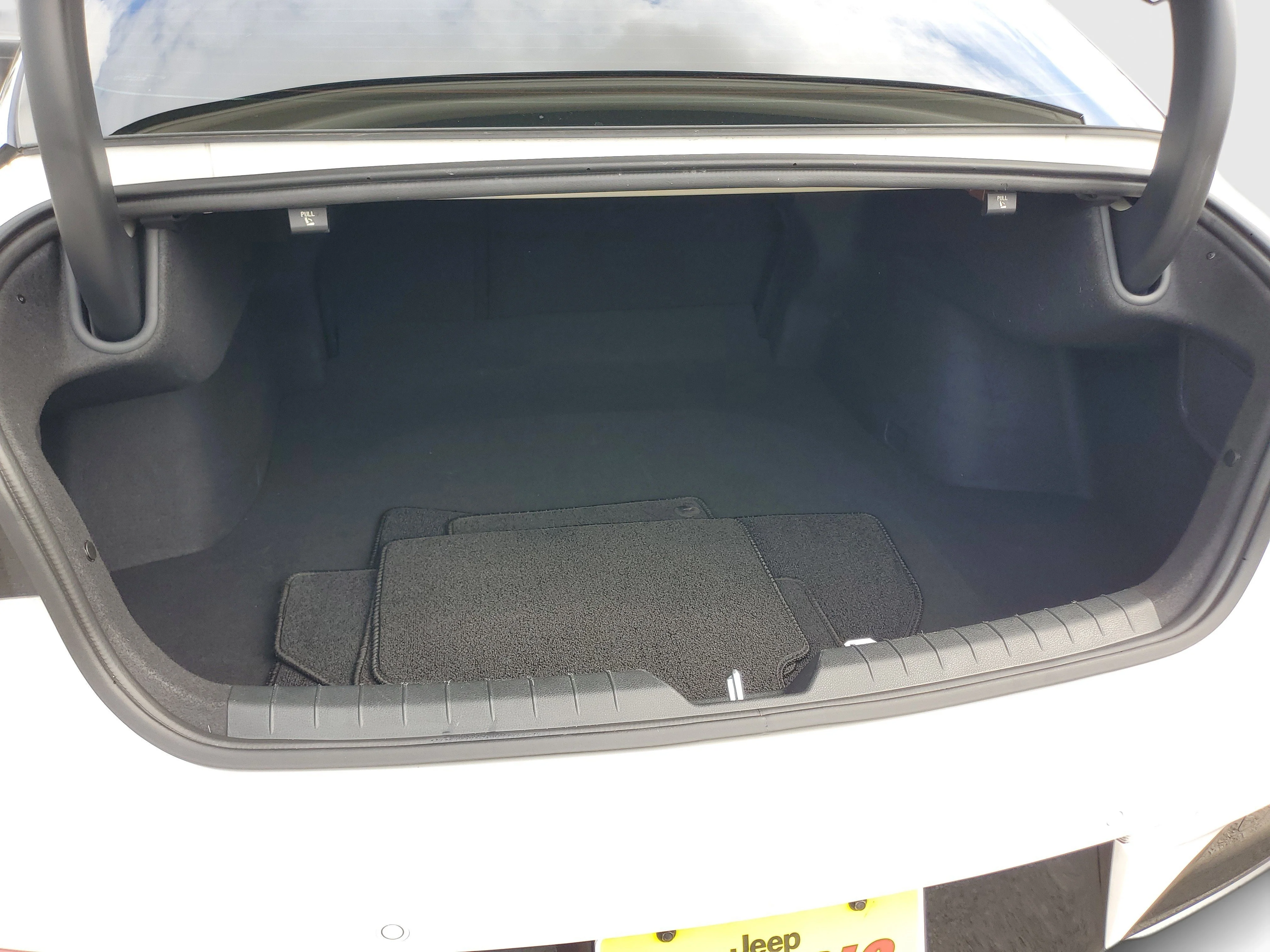 Certified Used 2025 White Kia GT-Line image 27