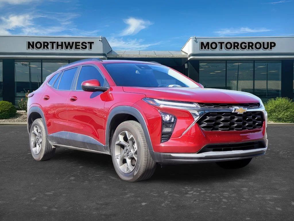 2025 Chevrolet Trax LT's photo