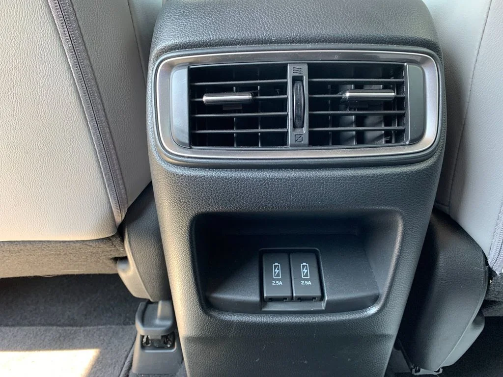 Used 2022 Red Honda Touring image 15
