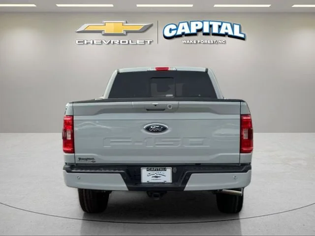 Used 2023 Gray Ford XLT image 4