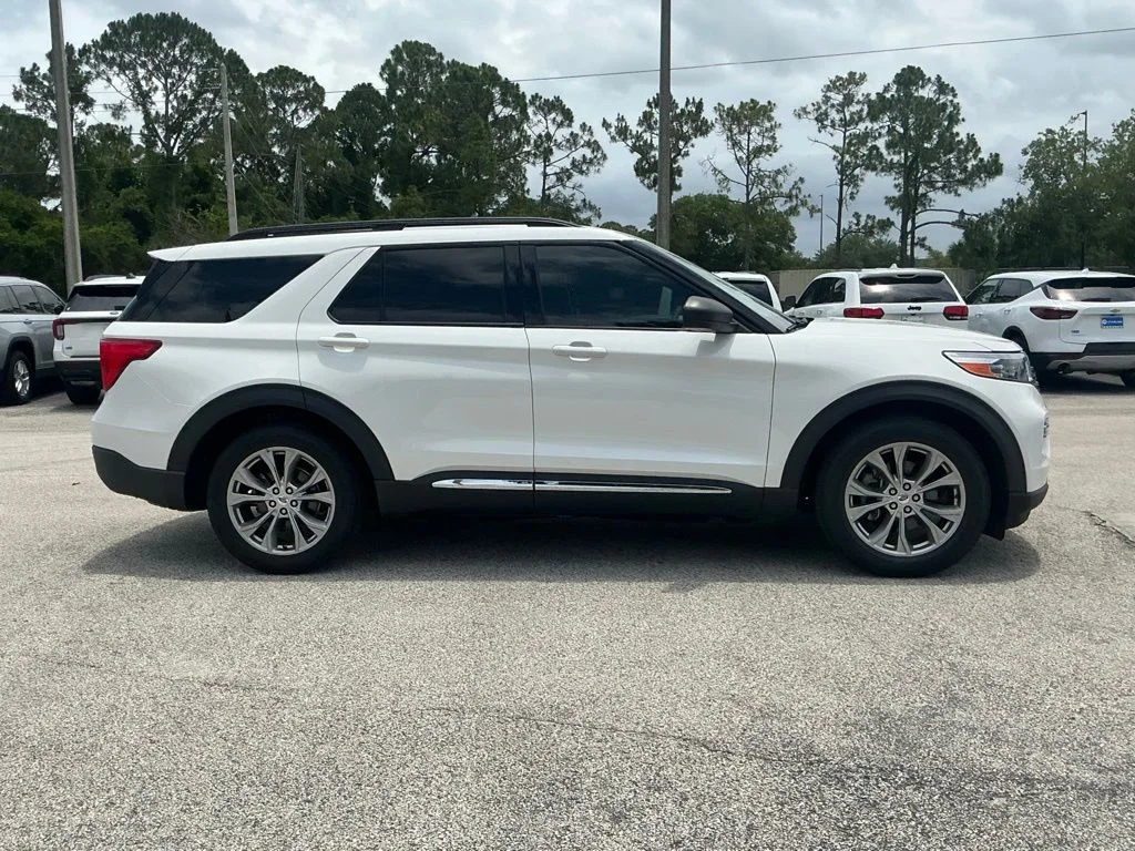 Used 2023 White Ford XLT image 18