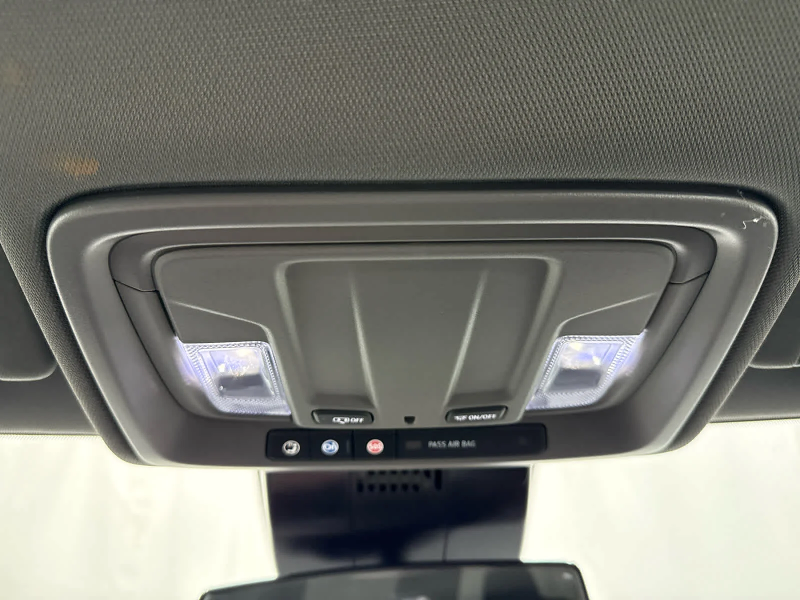 Used 2026 Summit White Chevrolet LT image 22