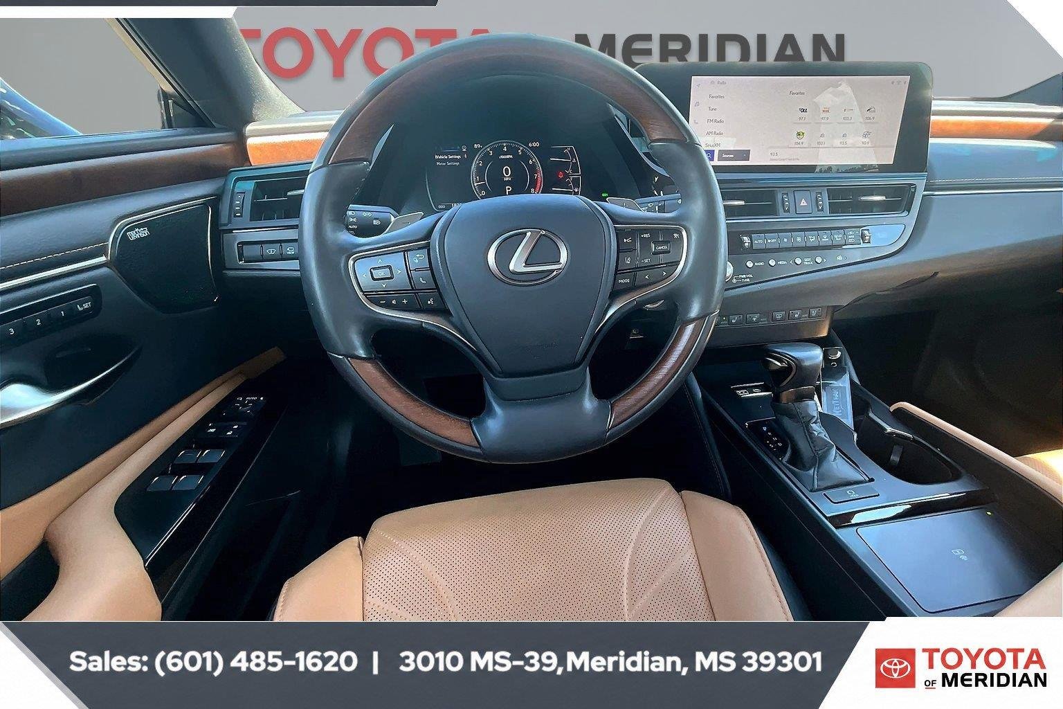 Used 2024 Eminent White Pearl Lexus ES 350 Ultra Luxury image 5