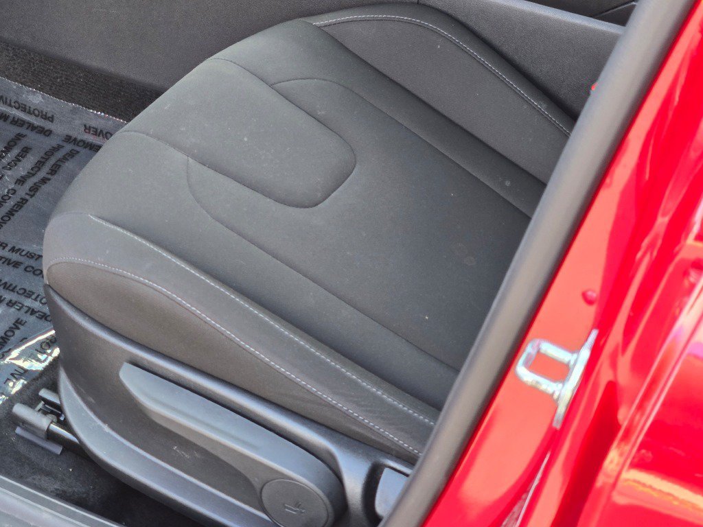 2025 Hyundai Elantra SEL - Photo 21