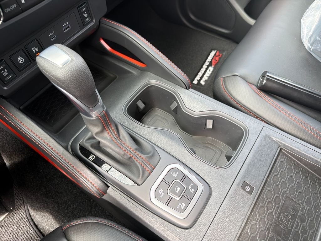 New 2026 Nissan Frontier PRO-4X 4D Crew Cab