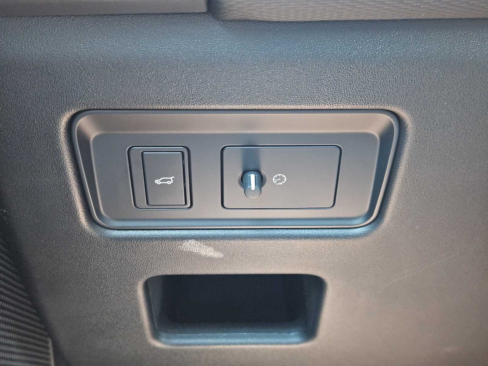 New 2026 Varesine Blue LAND ROVER Dynamic SE image 21