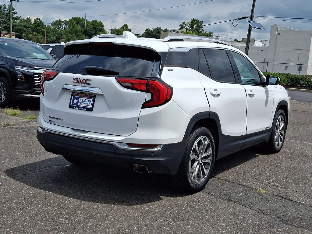 Used 2020 SUMMIT WHITE GMC SLT image 11