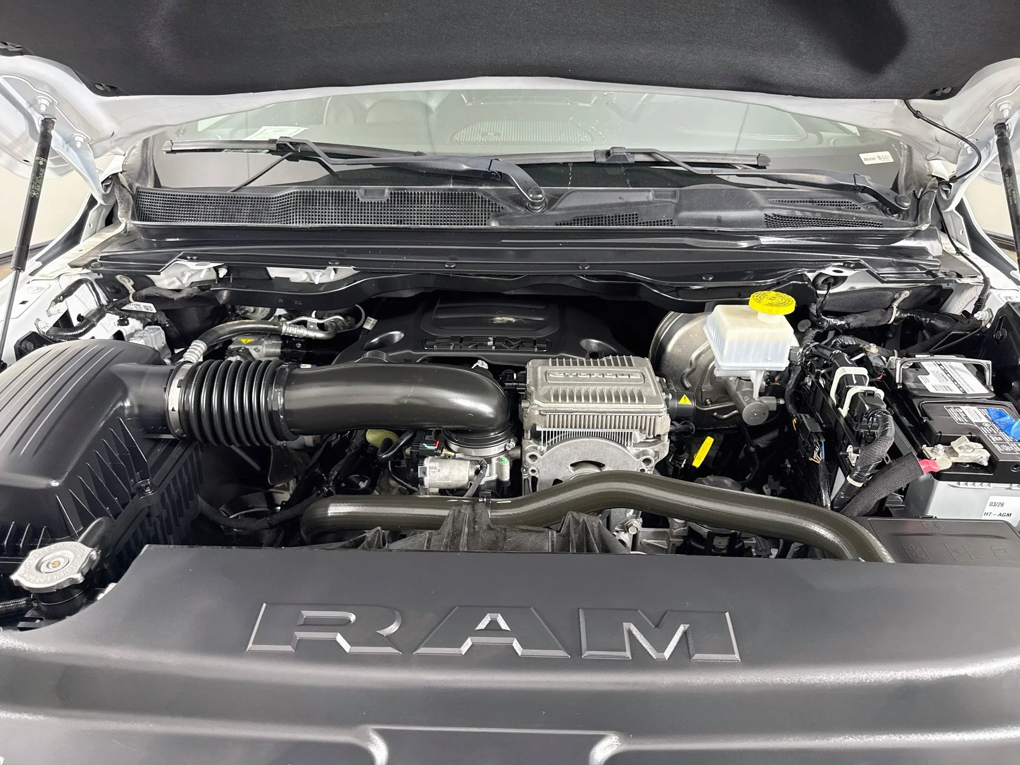 Used 2024  Ram Laramie image 32