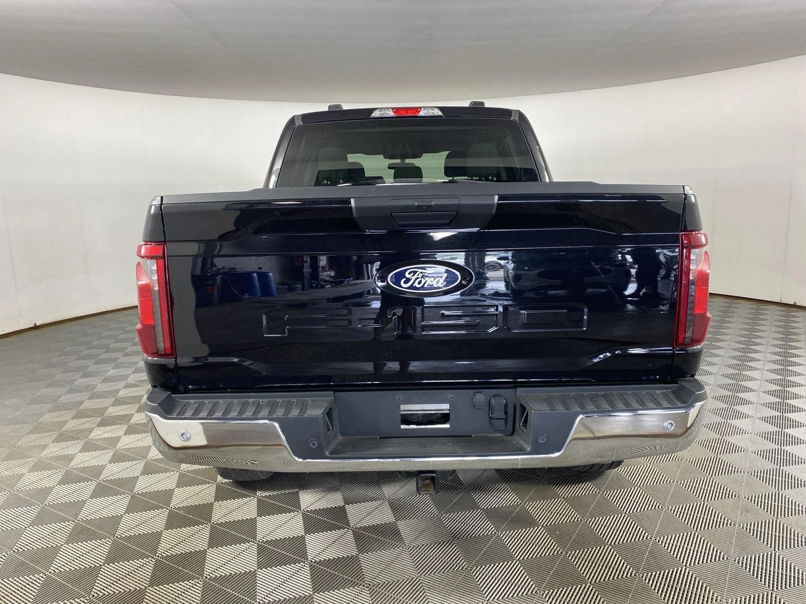 Used 2025 Agate Black Ford XLT image 9
