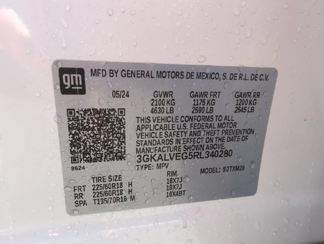 Used 2024 Summit White GMC SLT image 18
