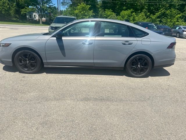 2025 Honda Accord SE - Photo 3