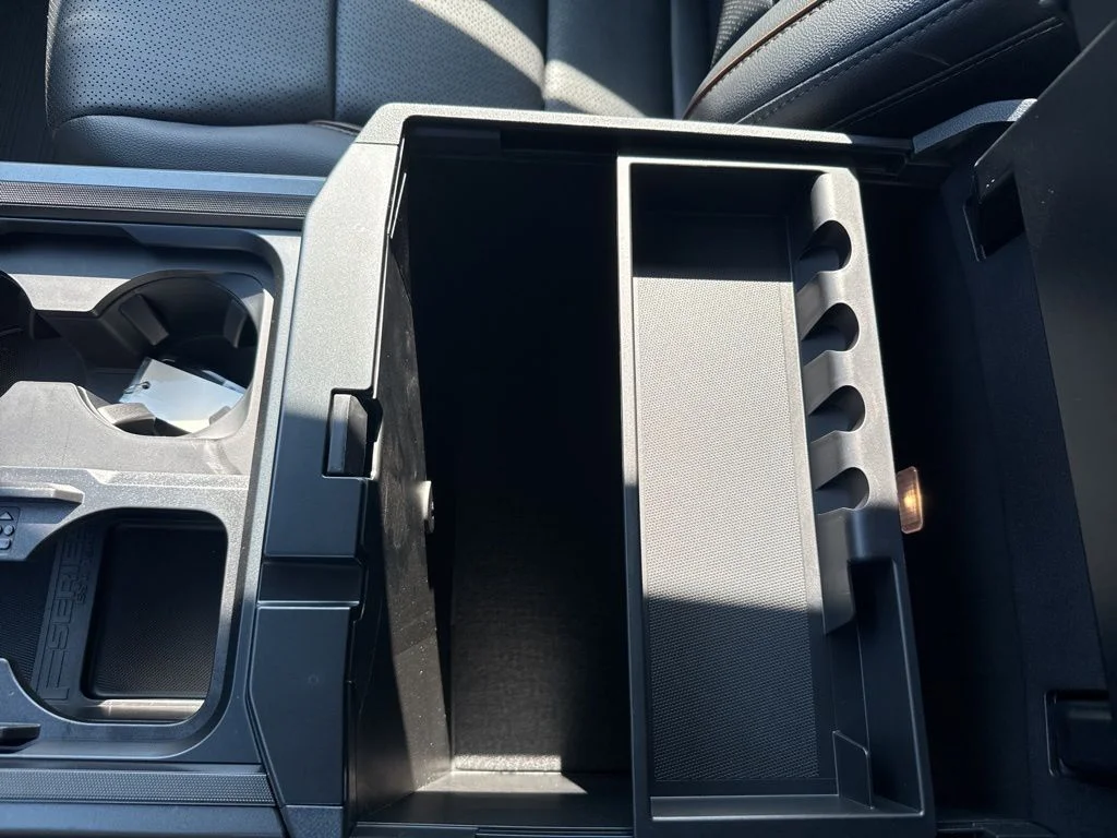 New 2026 Oxford White Ford F-250® Lariat® image 44
