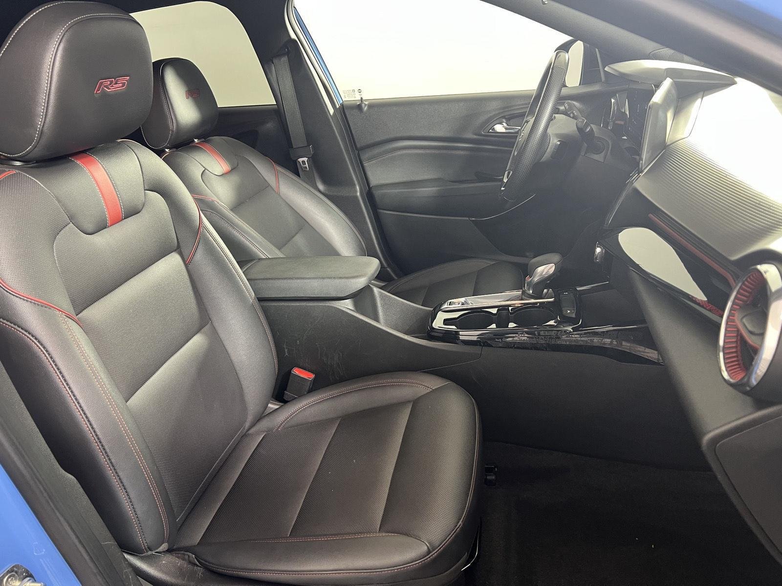Used 2024 Fountain Blue Chevrolet 2RS image 21