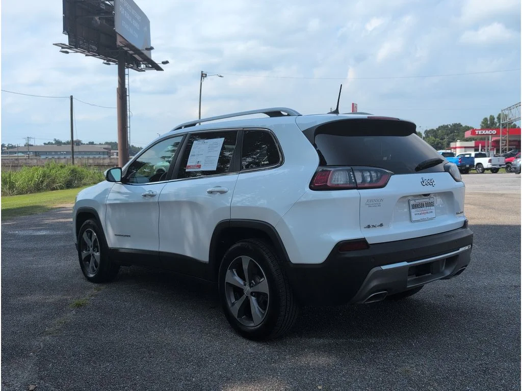 Used 2019 WHITE Jeep 4d SUV 4WD Limited 3.2L image 3