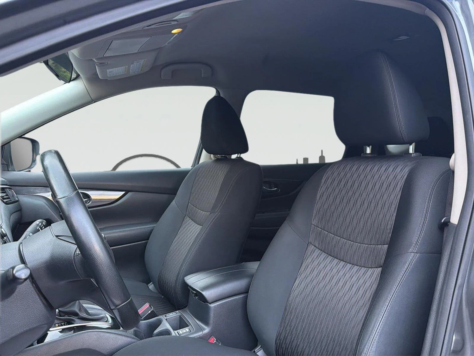 Used 2018 Gun Metallic Nissan SV image 12