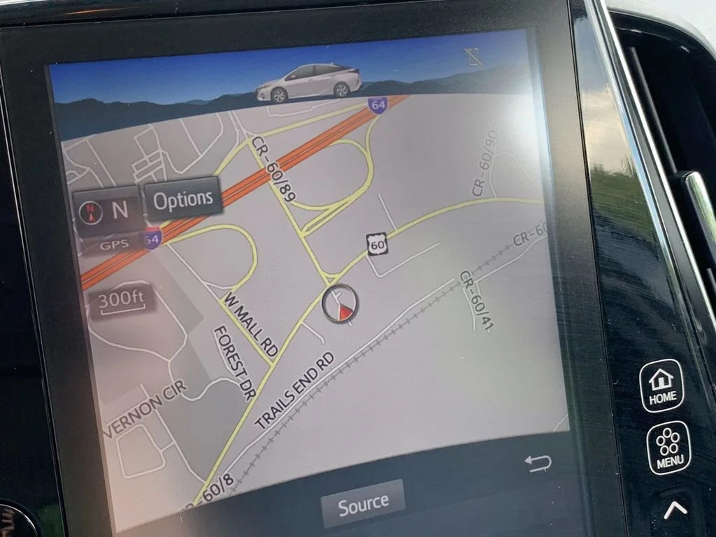 Used 2022 Gray Toyota XLE image 22