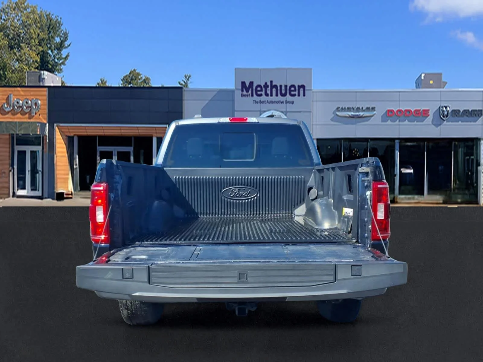 2023 Ford F-150 XLT - Photo 6
