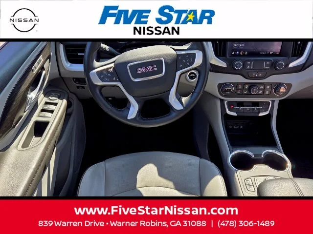 Used 2023 Silver GMC SLT image 7