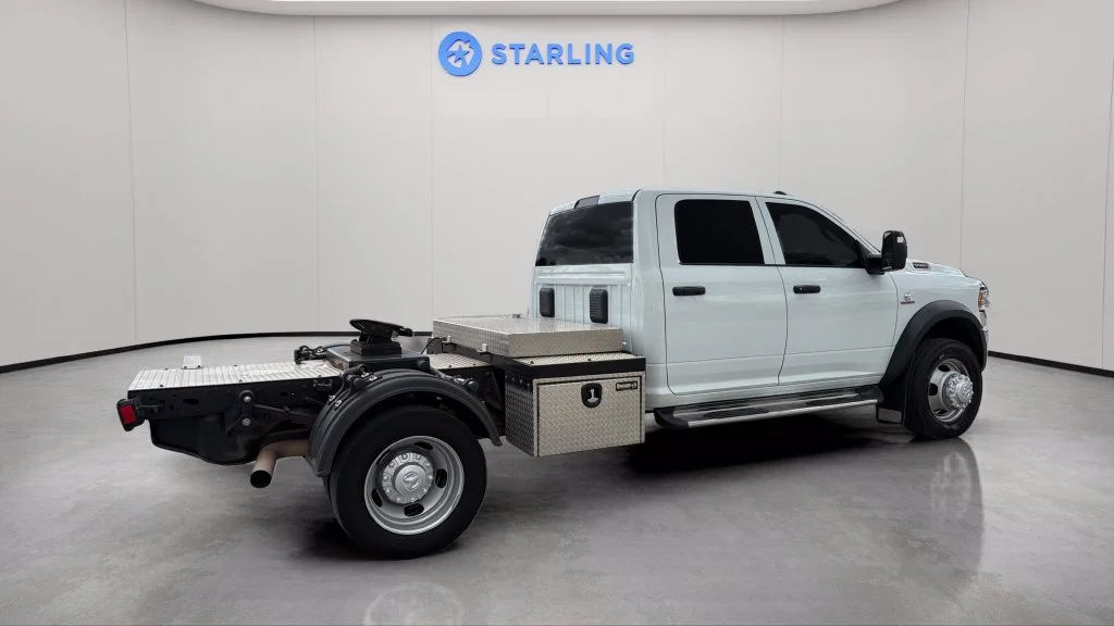 Used 2024  Ram Tradesman image 9