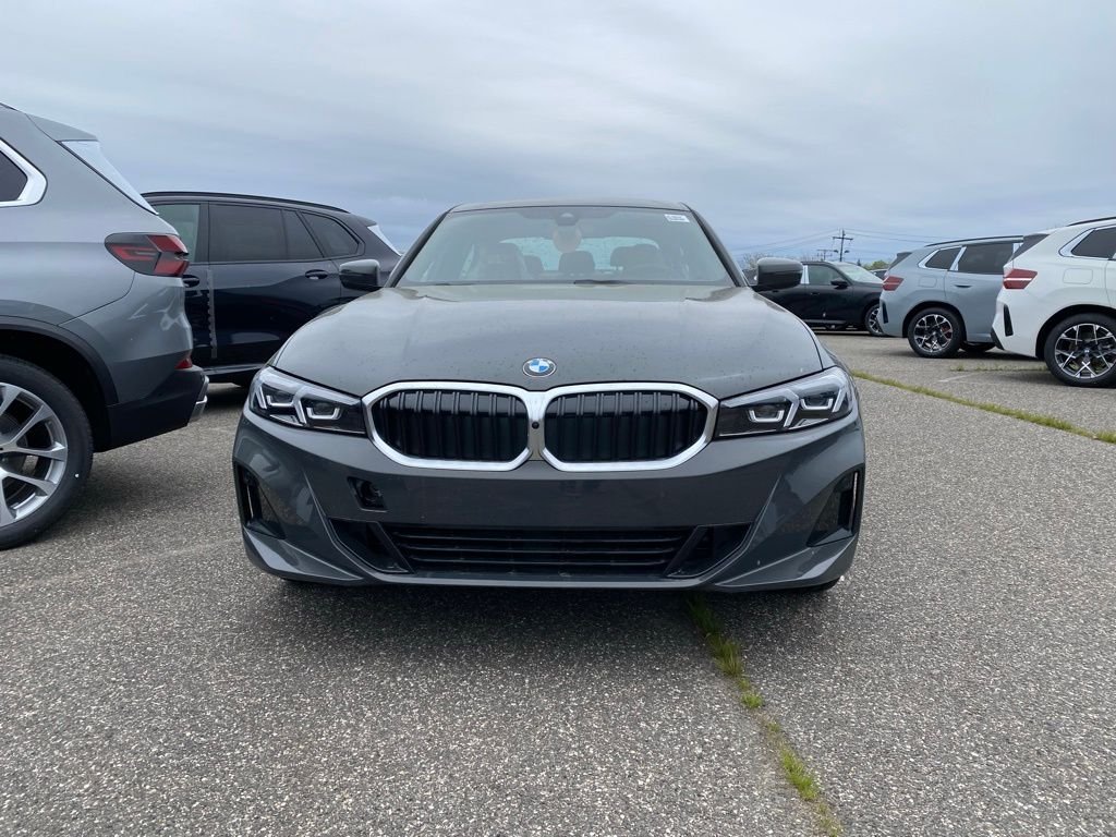 New 2026 Dravit Grey Metallic BMW 330i NA xDrive image 2