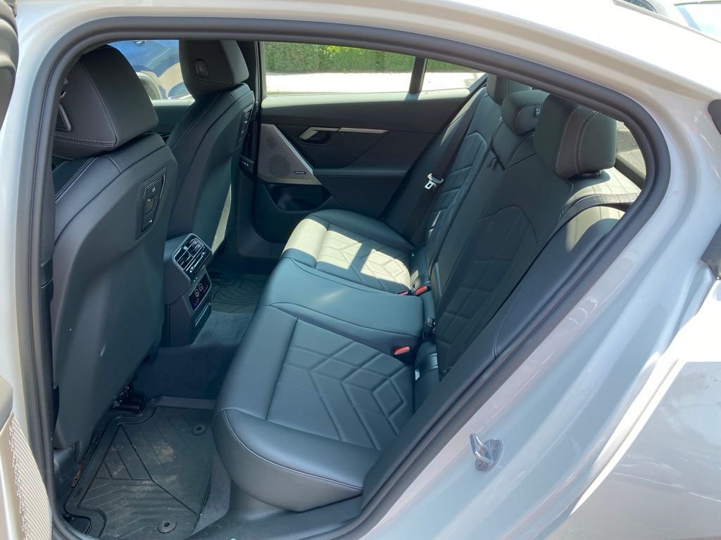 2026 BMW 5 Series 530i - Photo 7