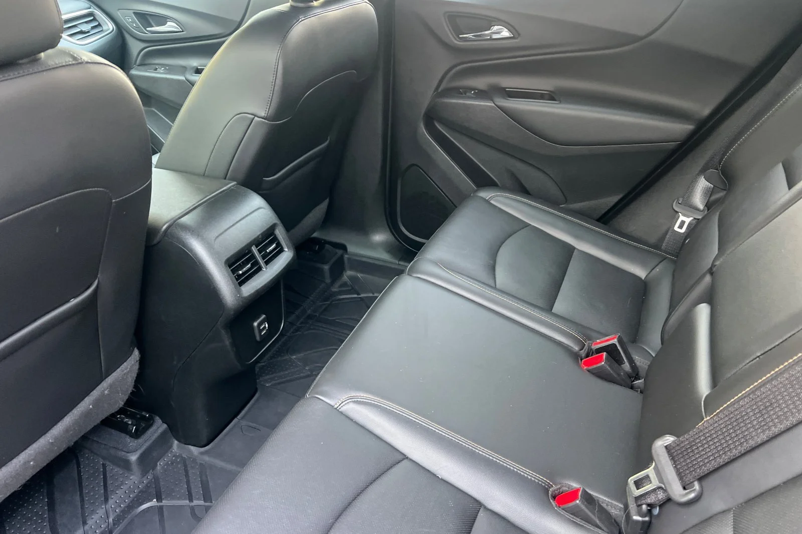 Used 2020 Mosaic Black Metallic Chevrolet LT image 12