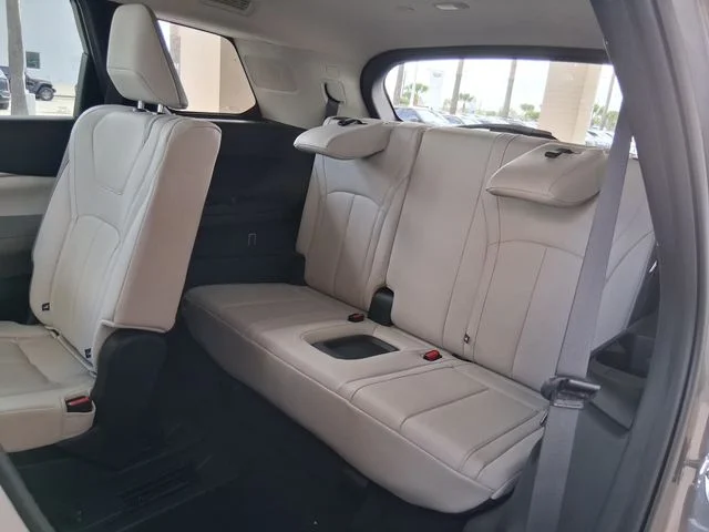 New 2027 GRAPHITE SHADOW INFINITI Pure FWD image 22
