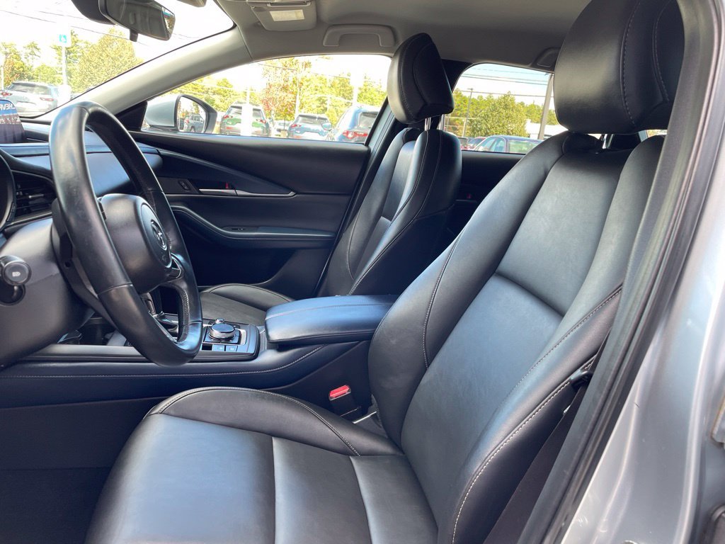 Used 2020 Silver Mazda Select image 11