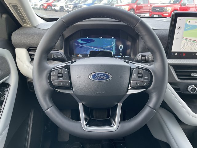 New 2026 Star White Metallic Tri-Coat Ford Platinum™ image 20