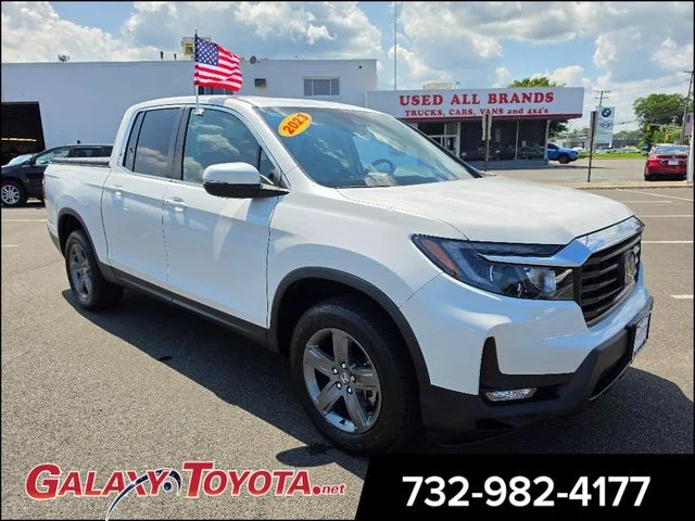 Used 2023 White Honda RTL image 1
