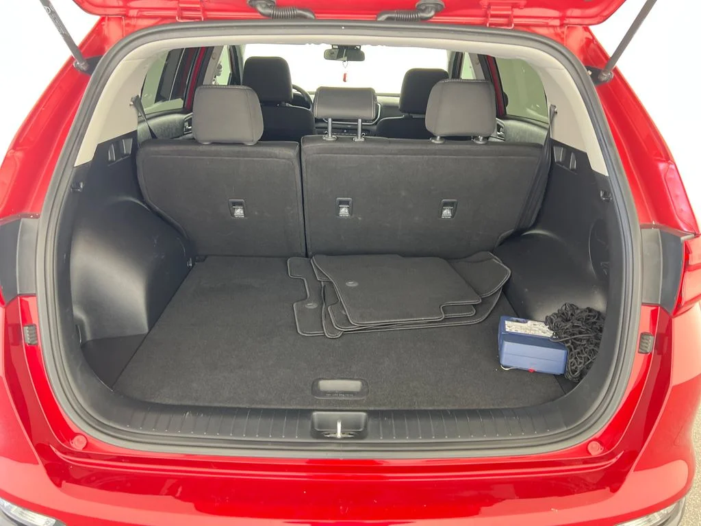 Used 2020 Red Kia LX image 24