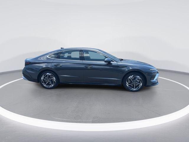 New 2026 Gray Hyundai SEL Sport image 9