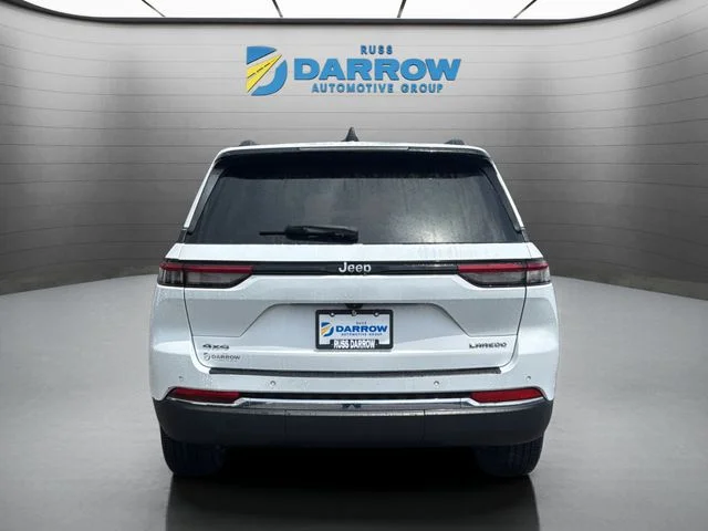 Used 2023 White Jeep Laredo image 4