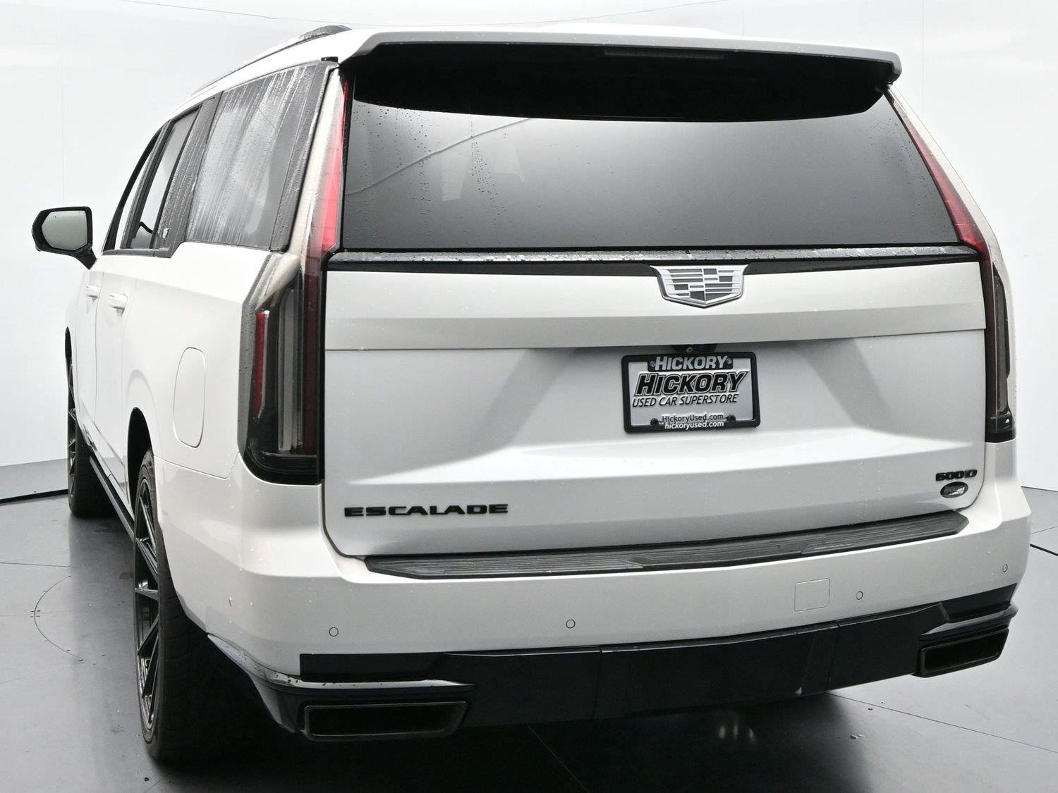 Used 2021 Crystal White Tricoat Cadillac Sport Platinum image 6