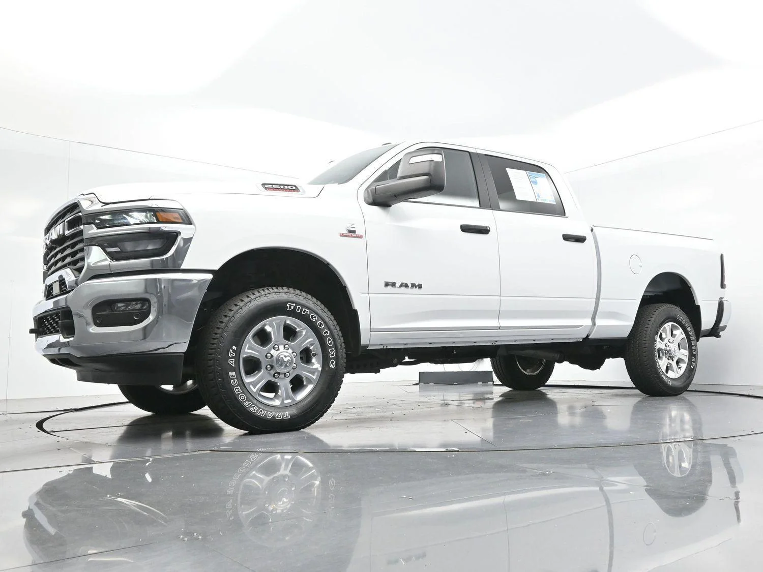 Used 2025 White Ram Big Horn image 45