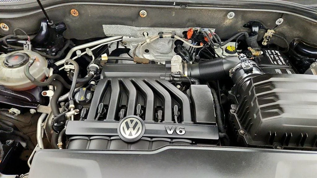 Used 2019 Deep Black Pearl Volkswagen 3.6L V6 S 4MOTION image 28