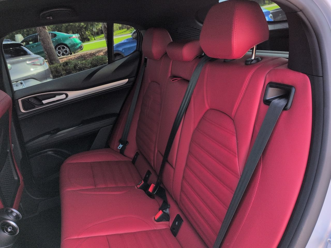 New 2026 Moonlight Gray Metallic Alfa Romeo  image 13