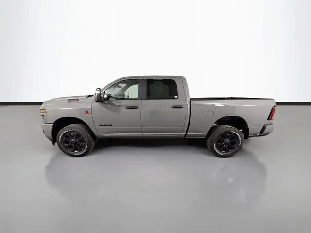 Used 2025 White Ram Big Horn image 4