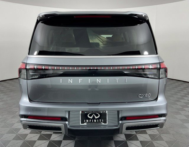 New 2027 Silver INFINITI LUXE image 5