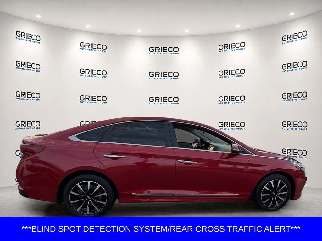 Used 2019 Red Hyundai SEL image 8