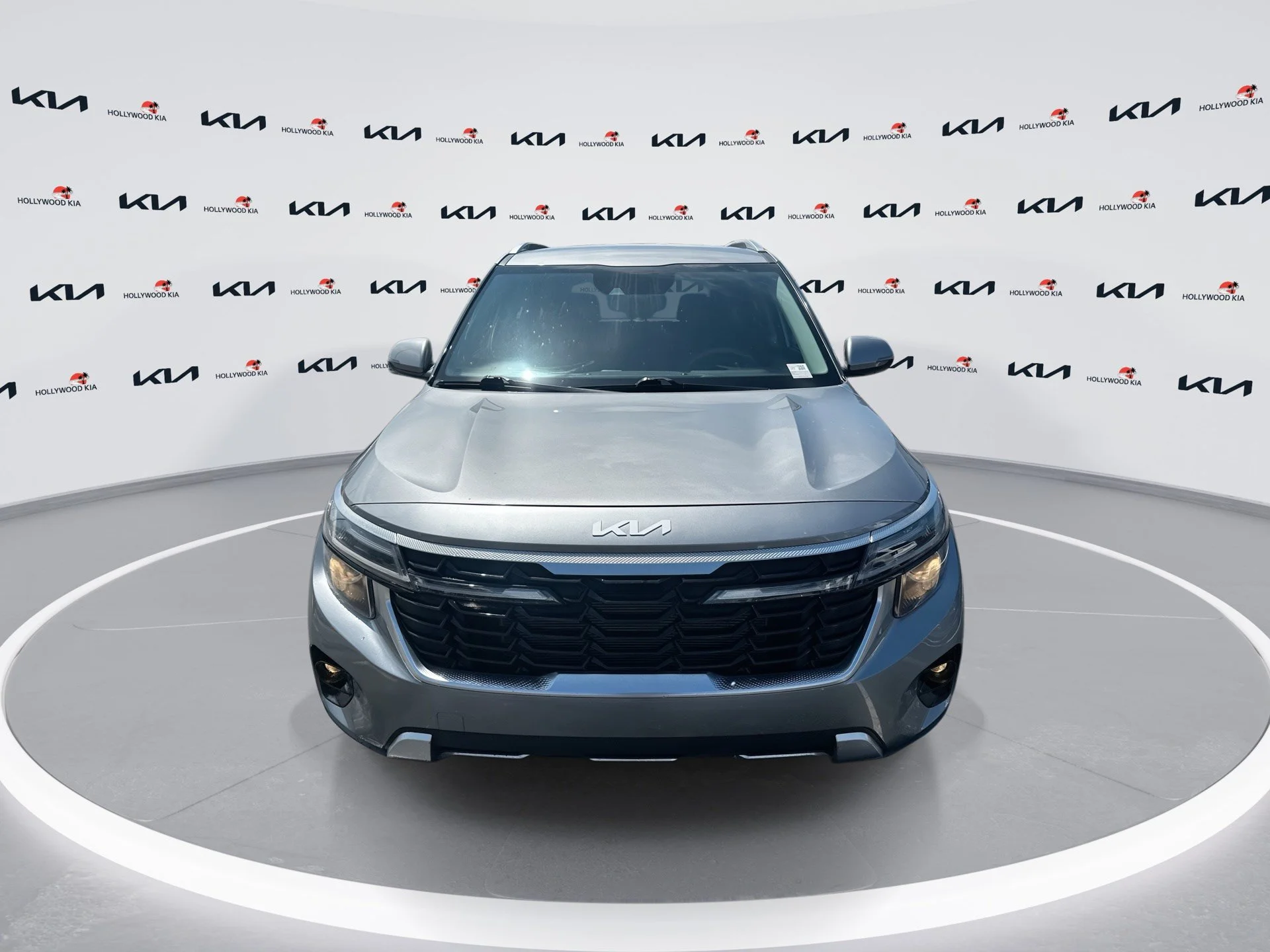 Used 2024 Steel Gray Kia S image 3