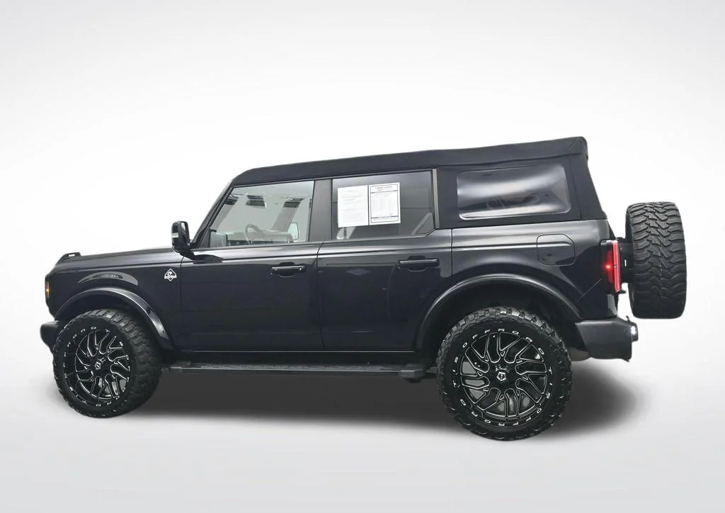 Used 2024 Shadow Black Ford Outer Banks image 10