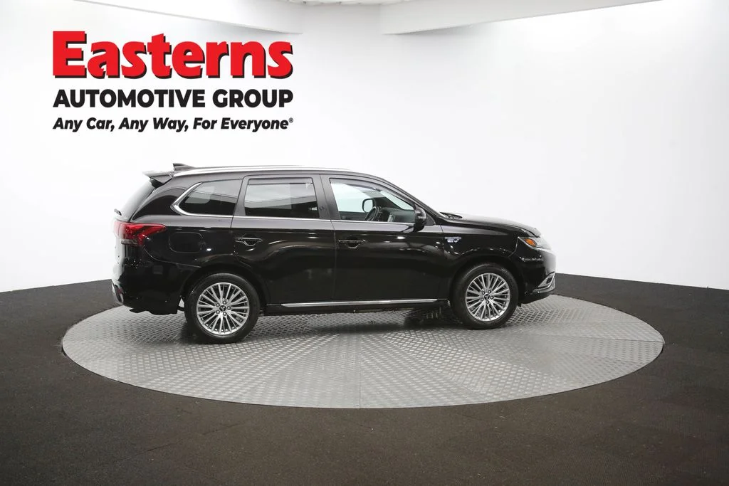 Used 2021 Black Mitsubishi SEL image 44