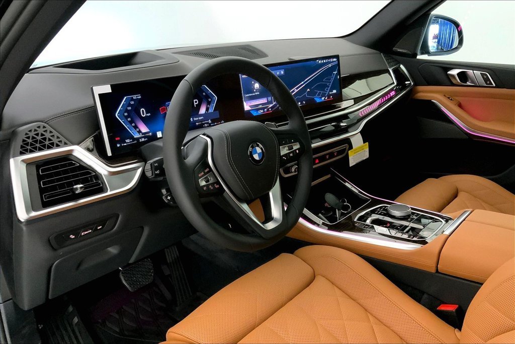 Used 2026 Black Sapphire Metallic BMW  image 4