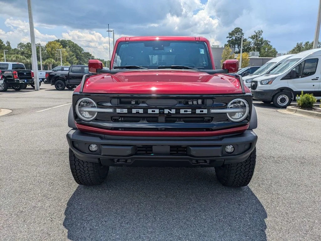 New 2026 Ruby Red Metallic Tinted Clearcoat Ford Outer Banks image 9